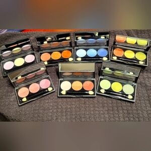 NYX TRIPLE SHADOWS FOR SEXY BABES EYE'S ONLY! 7 PCS LOT